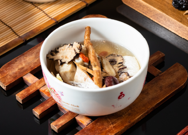 黃耆鮮魚湯