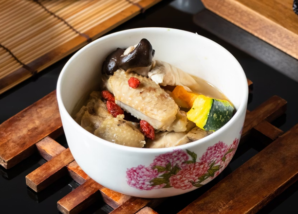 麻油雞湯